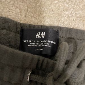 Tappered fit joggers